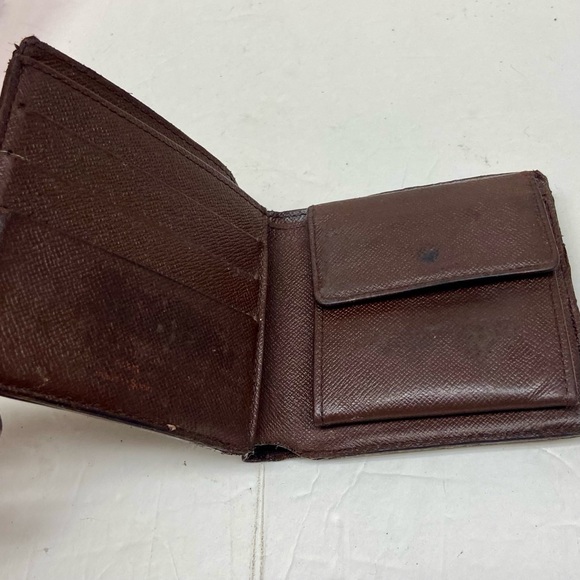 Louis Vuitton Damier Ebene Mens Credit Card Wallet (CA0044) - Picture 8 of 11